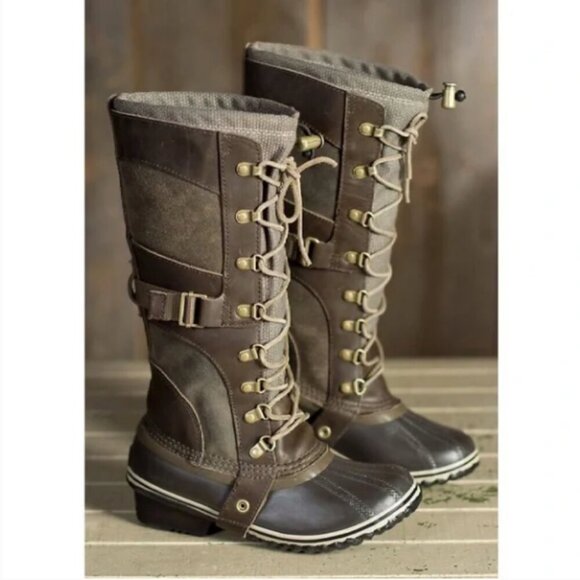 SOREL Conquest Carly Tall Winter Snow Boot 7 Green Tan Lace Up Waterproof Boots
